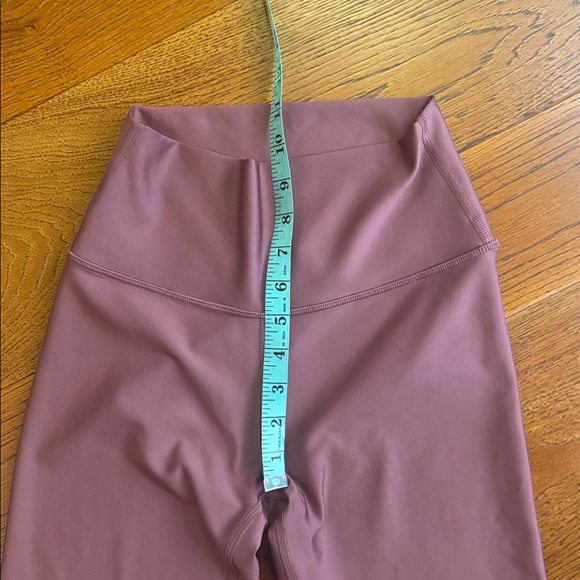 ALO Yoga 7/8 High Waist Air Lift Legging Soft Mulberry - Picture 12 of 13